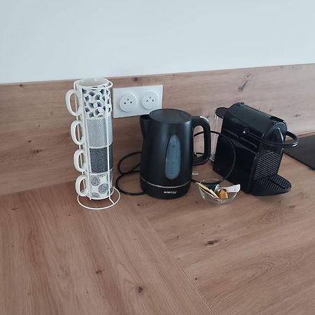Bel Appartement F2 Hyper Centre Refait A Neuf Coutances Exteriör bild